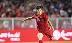 Tiền vệ Hoàng Đức