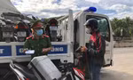 Hàng trăm người dân Quảng Ngãi đi xe máy, xe ô tô cá nhân từ các tỉnh phía Nam về quê để tránh dịch.
