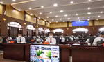 Lần đầu tiên HĐND TP Đà Nẵng họp trực tuyến với các đại biểu đang phải cách ly y tế. 