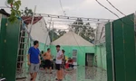 Giông lốc kèm mưa đá làm tốc mái, hư hỏng gần trăm nhà dân ở Quảng Ngãi 