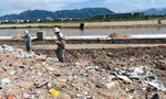 Đổ xà bần trái phép một ông chủ bị khởi tố