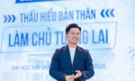 Anh Lang Công Đạt - Cựu sinh viên Trường ĐH Xây dựng Hà Nội - về trường truyền cảm hứng và kỹ năng cho tân sinh viên