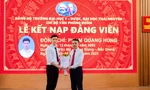 Được trở thành Đảng viên là niềm tự hào to lớn đối với nam sinh trường Y quê Bắc Giang