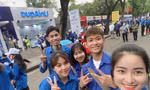 Các bạn trẻ năng nổ nhiệt huyết chào mừng SEA Games 31 