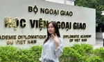 Theo đuổi kho báu tri thức: Nữ sinh Ngoại giao và hành trình thắp lửa văn hóa đọc