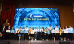 Sinh viên Việt Nam trưởng thành từ sân chơi khoa học