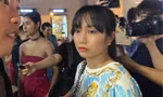 Ốc Thanh Vân thất thần vì bị kẻ gian móc mất điện thoại ngay giữa sự kiện