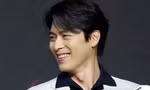 Khoảnh khắc Hyun Bin cười ngại ngùng khi được chúc mừng sắp lên chức bố gây 'sốt'