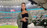 Bạn gái tỏ thái độ khi Ronaldo ngồi dự bị