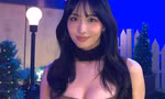 Trang phục hở của thành viên TWICE gây chú ý