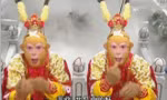 Tây Du Ký 1986: Clip hiếm cảnh hậu trường 2 Mỹ Hầu Vương thật giả phân tài cao thấp 