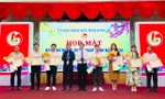 Long An trao bằng khen cho phóng viên báo Tiền Phong