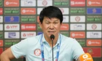 HLV Vũ Tiến Thành: Cứ đá với Hà Nội là thua bởi... trọng tài