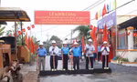 Gần 5 tỉ đồng làm đường bê tông nông thôn chào mừng Đại hội Công đoàn ở Long An