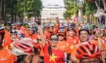 2.000 người dân TPHCM đạp xe diễu hành mừng đại lễ 30/4
