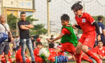Bóng đá cộng đồng, sân chơi bổ ích cho trẻ em tại TPHCM