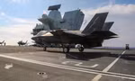 Phi đội máy bay của Thuỷ quân lục chiến Mỹ trên boong tàu sân bay Anh HMS Queen Elizabeth ngày 27/7. (Ảnh: UK Navy)