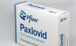 Hộp viên uống chống COVID-19 Paxlovid của Pfizer