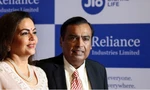Tỷ phú Mukesh Ambani và vợ