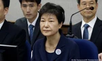Bà Park Geun-hye khi ra toà. (Ảnh: AP)