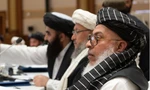Trưởng đoàn đàm phán Taliban Sher Mohammad Abbas Stanikzai trong một cuộc đàm phán ở Doha. (Ảnh: Reuters)