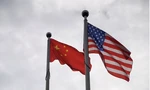 Quốc kỳ của Mỹ và Trung Quốc. (Ảnh: Reuters)