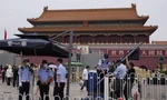 Quảng trường Thiên An Môn đóng cửa với người dân trước lễ kỷ niệm trọng đại. (Ảnh: AP)