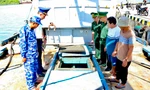 Bắt tàu vận chuyển trái phép 30.000 lít dầu DO 