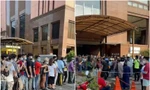 Cảnh hỗn loạn bên ngoài điểm tiêm chủng ở khách sạn Rumah Prihatin Grand Seasons (Kuala Lumpur). Ảnh chụp màn hình