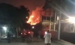 Indonesia: Kho đạn quân sự bốc cháy dữ dội ở ngoại ô thủ đô Jakarta