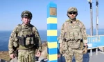 Quân đội Ukraine cắm cột mốc biên giới mới trên Đảo Rắn
