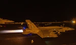Quân đội Mỹ dội 'mưa hỏa lực' xuống lực lượng Houthi ở Yemen