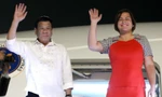 Ông Duterte và con gái - Thị trưởng thành phố Davao. Ảnh: ABC-CBN