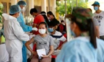 Người dân Campuchia tiêm vắc xin. Ảnh: Khmer Times