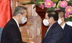 Thủ tướng Chính phủ Phạm Minh Chính và Đại sứ Nhật Bản tại Việt Nam Yamada Takio. (Nguồn: Baochinhphu.vn)