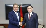 Chủ tịch Quốc hội Vương Đình Huệ tiếp Bộ trưởng Chính phủ Anh