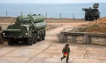 Hãng tin Tass: Hai tên lửa đạn đạo bị đánh chặn ở Crimea 