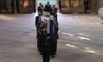 Hoàng gia Anh tiễn đưa phu quân Nữ hoàng Elizabeth II