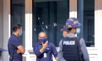Trung tâm Mỹ ở Yangon bị tấn công ngày 27/3. Ảnh: Reuters