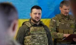 Tổng thống Ukraine Zelensky bất ngờ thăm 'chảo lửa' Bakhmut