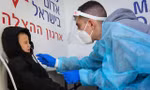 Gần 50% dân số được tiêm vắc xin liều 3, Israel vẫn ghi nhận số ca COVID-19 cao kỷ lục