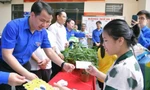 Vệ sinh môi trường, 'đổi rác lấy cây' xây dựng văn minh đô thị