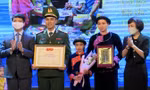 Vinh danh gia đình trẻ Việt Nam tiêu biểu lan tỏa 'điều phi thường của yêu thương'