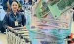 Phát hiện ví tiền cùng nhiều tài sản trên xe đẩy sân bay Nội Bài