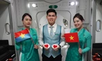 Rực rỡ cờ đỏ sao vàng trên chuyến bay đặc biệt ngày 30/4