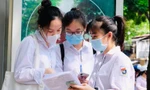 'Soi' phổ điểm các khối, dự đoán điểm chuẩn khối D tăng, khối A, B giảm nhẹ