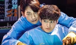 Ghost Doctor tập 4: Kim Bum phản ứng đầy bất ngờ khi phát hiện "hồn ma" Bi Rain bên cạnh