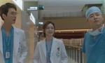 Hospital Playlist 2: Cặp đôi "Gấu ù lì" lại có cơ hội, Chae Song Hwa có đối tượng mới?