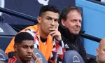 HLV MU cho Ronaldo dự bị vì không muốn cầu thủ này chịu nhục? 