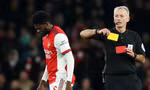 Arsenal nhận thẻ đỏ nhiều hơn số bàn thắng trong năm 2022